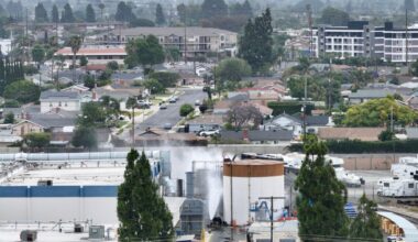 Thousands evacuated in Southern California amid chemical leak