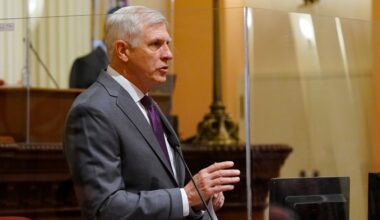 As state burns cash, Tom Umberg is fiddling in Orange County – Orange County Register