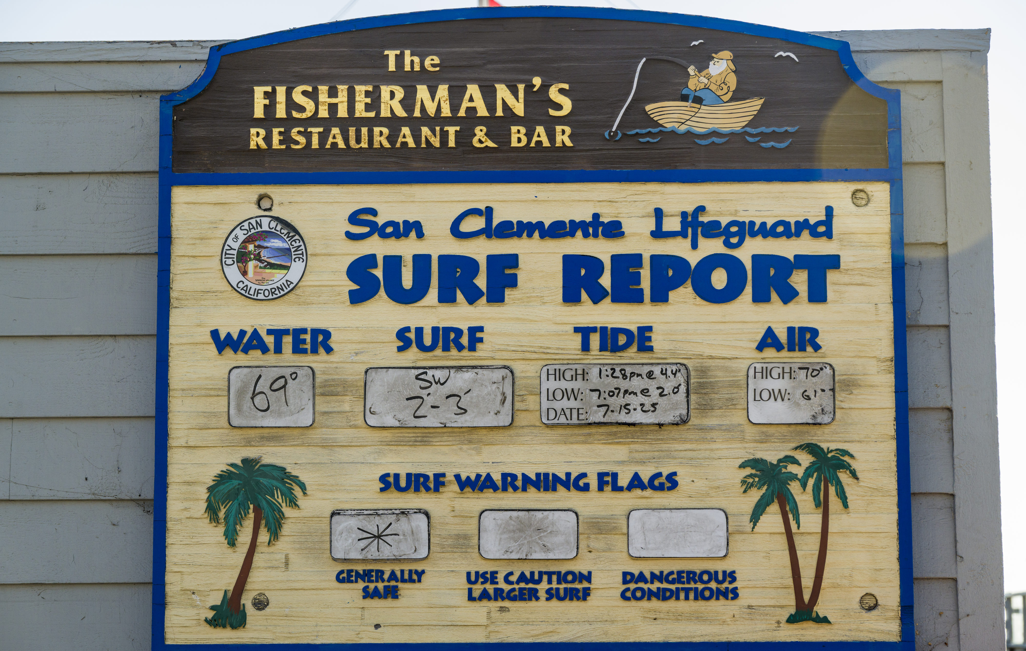 The Fishermanâs Restaurant and Barâs surf report at the San...