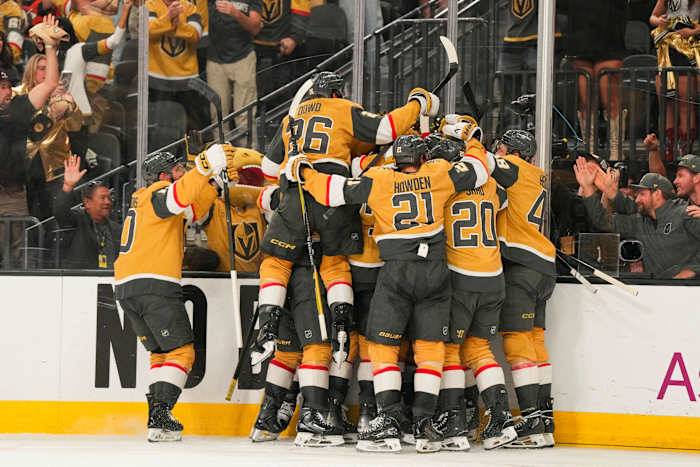 Dorofeyev scores in OT to give Golden Knights 3-2 win over Ducks and 3-2 series lead