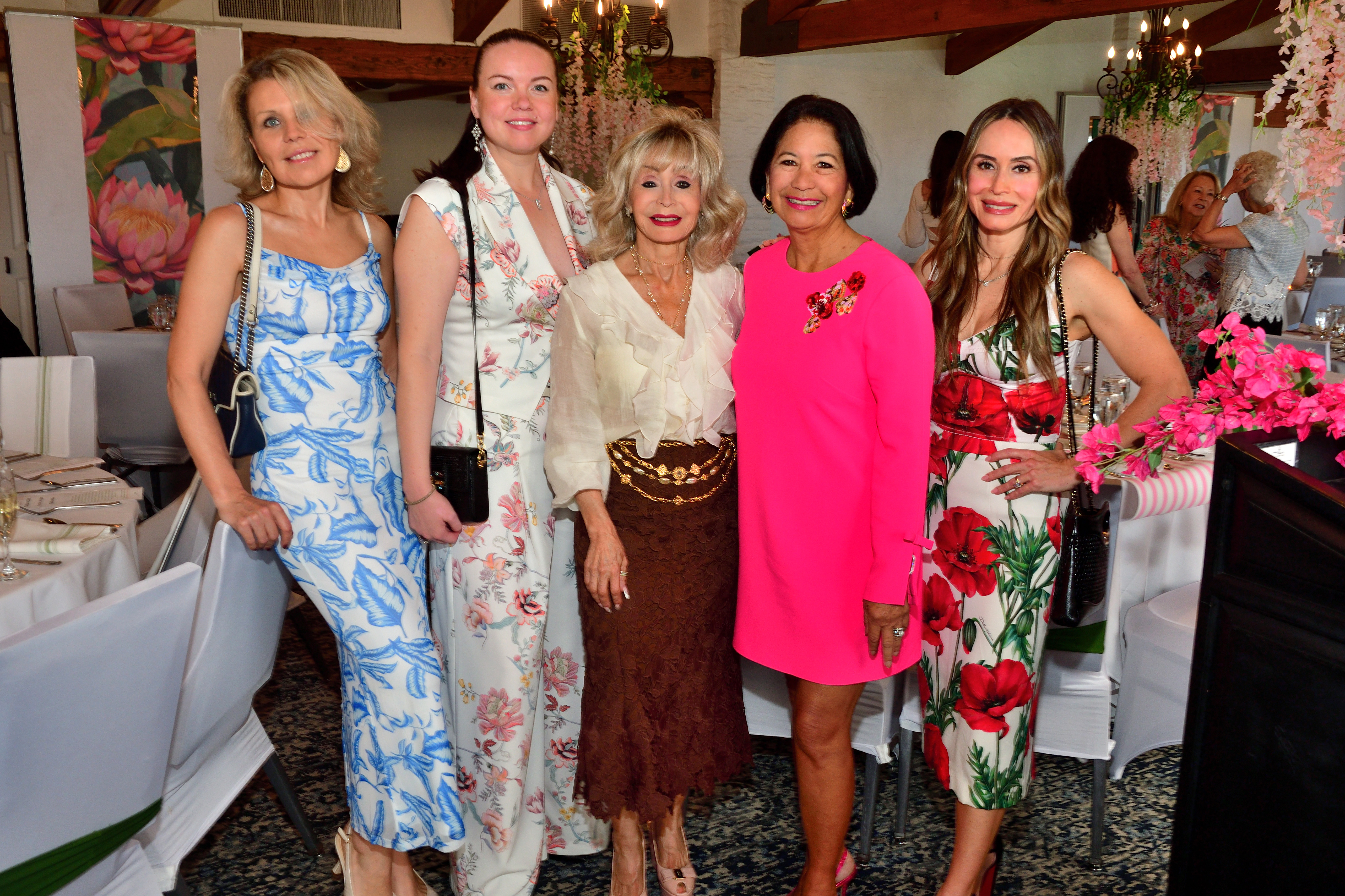 Marina Medvedeva, Lena Trotsko, Laura Applegate, Dee Ammon, Erica Ram...