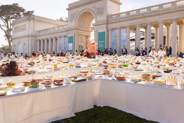 An official Cake Picnic was held March 29, 2025, at the Legion of Honor, as part of a celebration of the Wayne Thiebaud exhibit at the museum at the time. Nearly 1,400 people brought cakes to the event. (Photo courtesy of Gary Sexton)