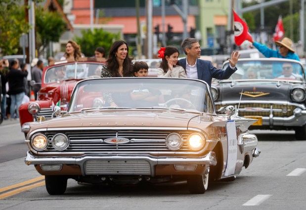 San Jose Mayor Matt Mahan heads south down South King Road with his wife Silvia-Wedad Scandar and their two children Luke and Nina during the 3rd Annual San Jose Cinco de Mayo Cultural Parade & Festival in San Jose, Calif., on Sunday, May 3, 2026. (Nhat V. Meyer/Bay Area News Group)