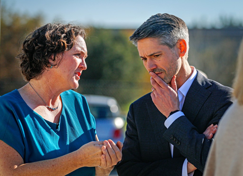 Borenstein: Mahan’s and Porter’s egos fuel Hilton in California governor race