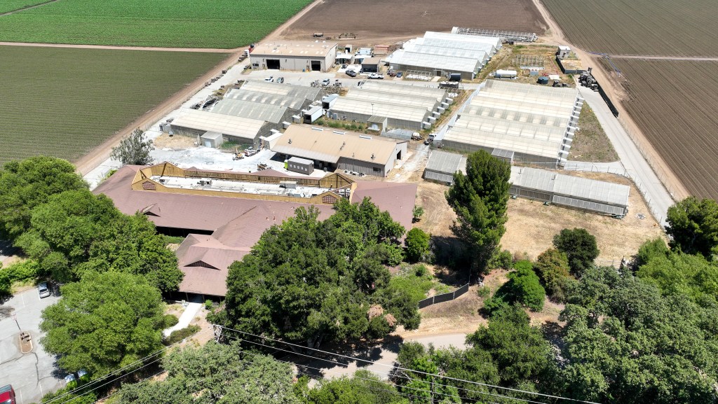 Planned ICE detention facility near Gilroy prompts legal threat from Santa Clara County