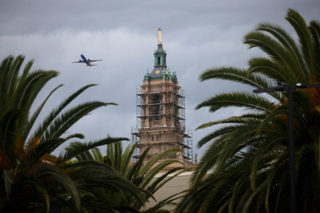 Bay Area loses jobs in March, California posts gains