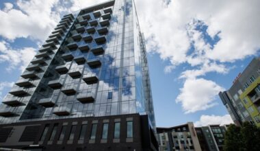 Foreclosed San Jose apartment hub is bought by veteran real estate execs