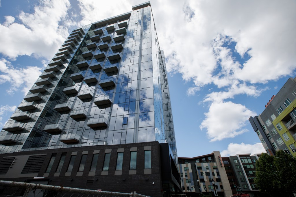 Foreclosed San Jose apartment hub is bought by veteran real estate execs