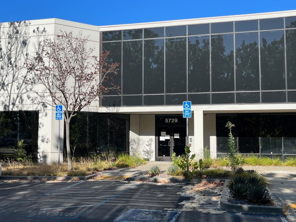 South Bay tech company buys foreclosed San Jose office building