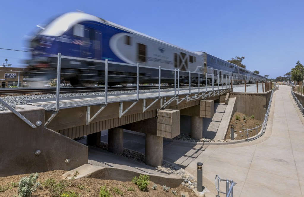 Plans for railroad crossings in Leucadia generate questions, comments – San Diego Union-Tribune