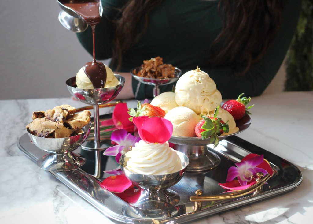 Clam bake, spring cocktails, ice cream sundae for 2-3 people – San Diego Union-Tribune
