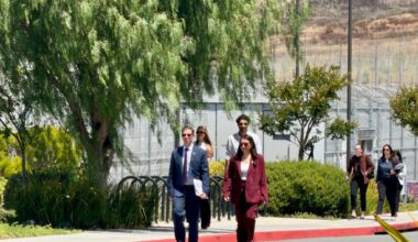Lawmakers conduct unannounced visit to Otay Mesa detention center but can’t speak with detainees – San Diego Union-Tribune
