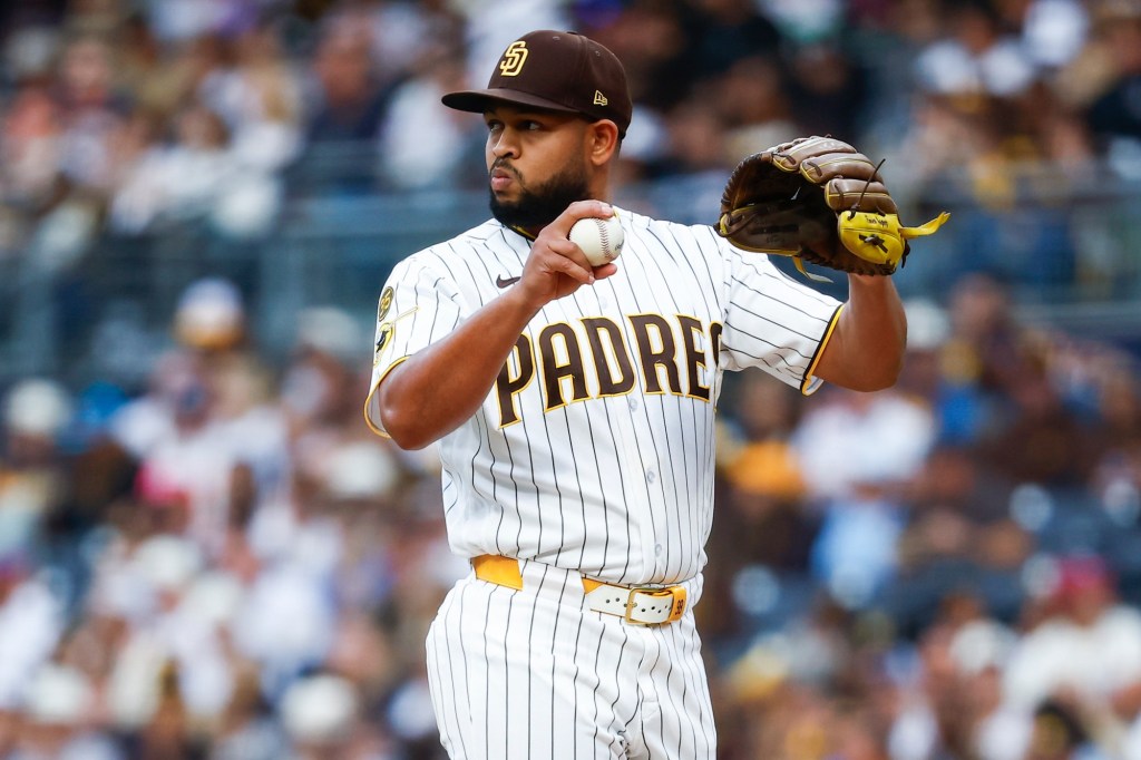Phillies hold on for series-clinching victory over Padres