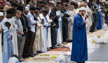 San Diego’s Muslim community looks to healing in wake of mosque attack. ‘We must find a greater love.’ – San Diego Union-Tribune
