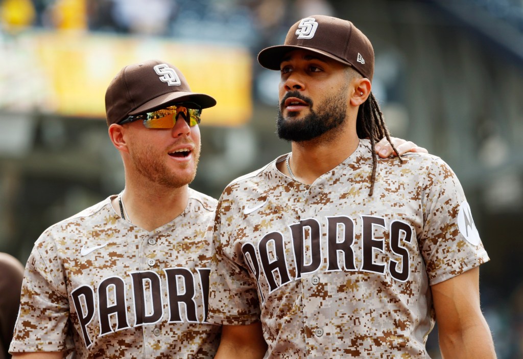 Fernando Tatis Jr. in lineup, looking to unlock power at Oracle Park