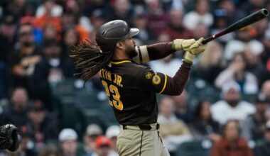 Padres' struggles at the plate continue in series-opening loss to Giants