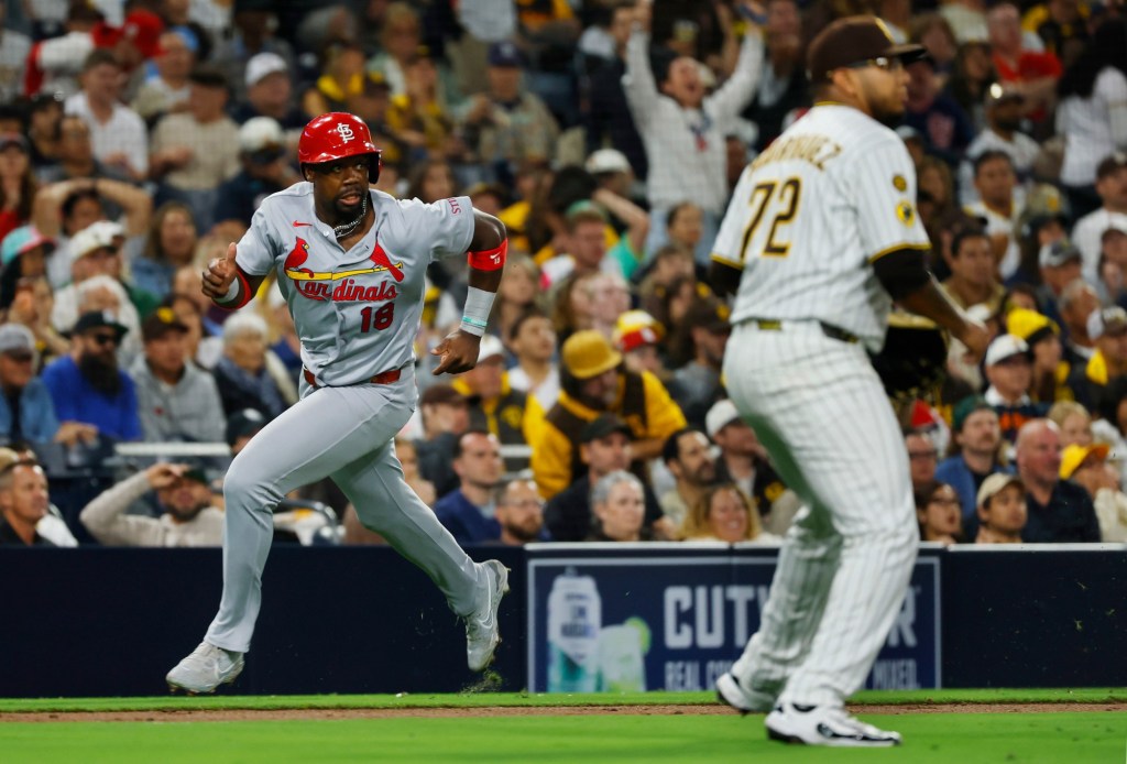 Late swing doesn't go Padres' way this time in loss to Cardinals
