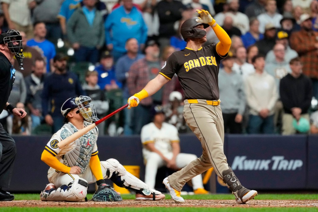 Three (for) Sheets: Padres lefty's ninth-inning homer secures latest improbable win