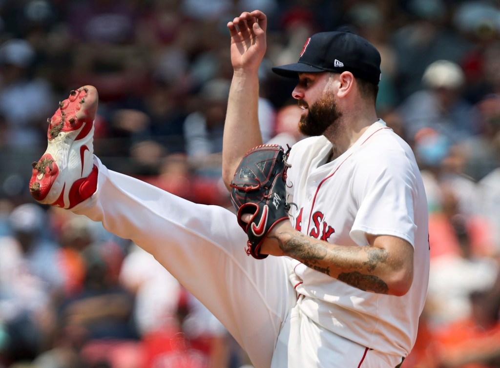 Lucas Giolito makes third start