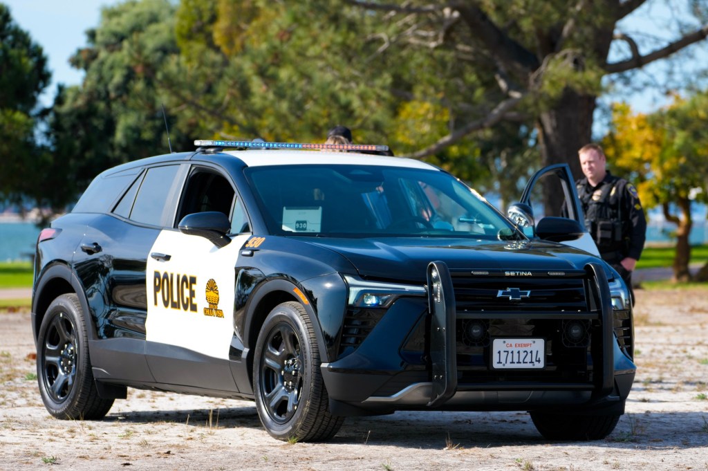 Chula Vista police officer hurt after patrol car struck by suspected DUI driver – San Diego Union-Tribune