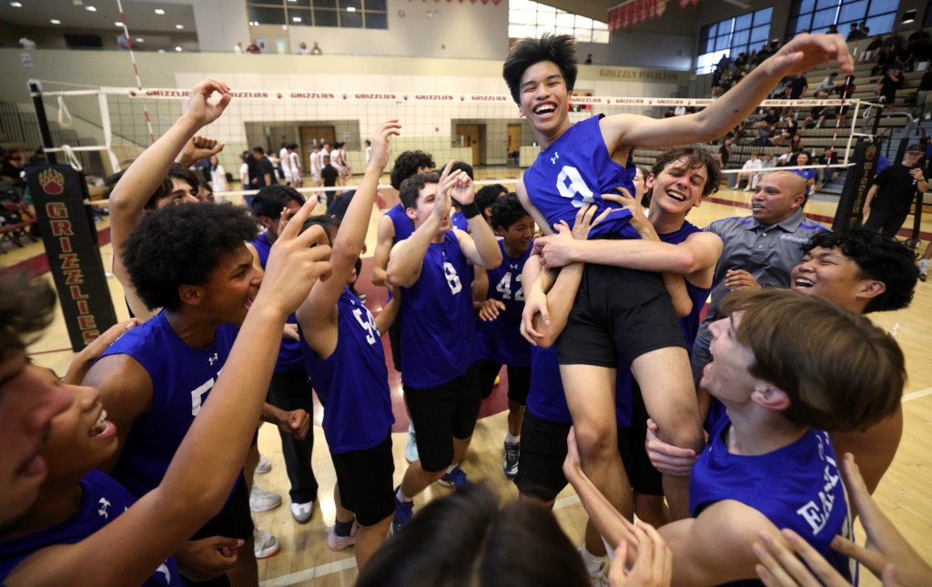 Eastlake ends unlikely run with Division 1 boys volleyball title