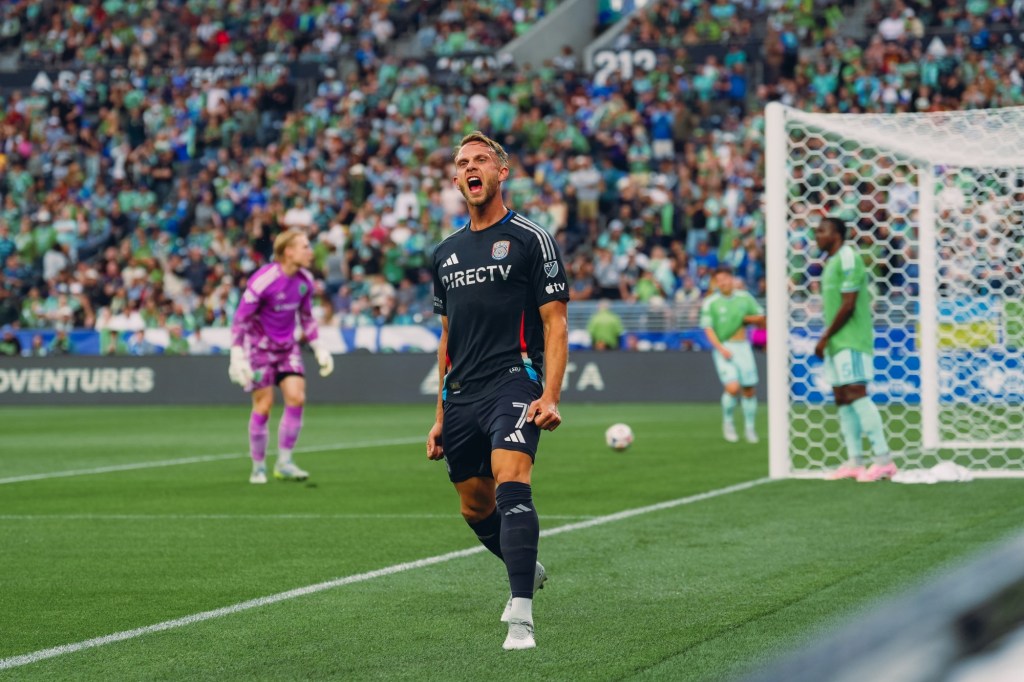 Late goal helps Seattle Sounders forge 1-1 tie with visiting San Diego FC