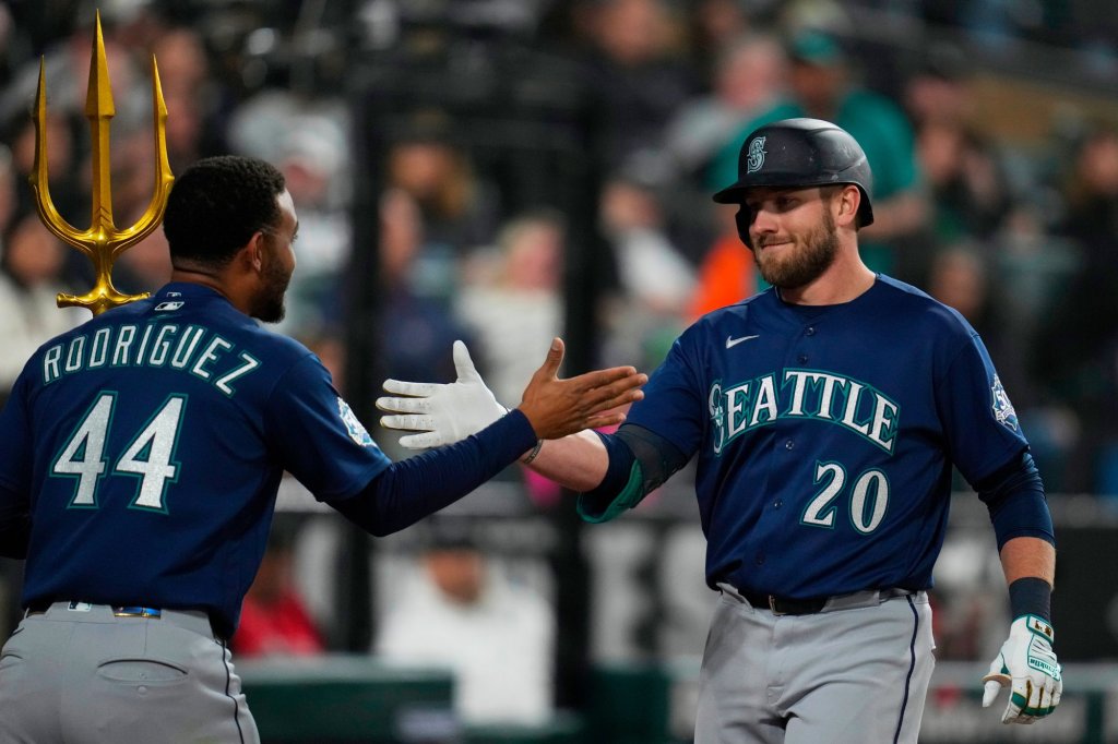 Padres on deck: Looking to secure Vedder Cup in Seattle