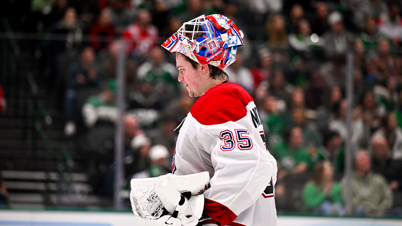 Montreal Canadiens goaltender Sam Montembeault (35) looks on during the game between the Stars and the Canadiens at the American Airlines Center.