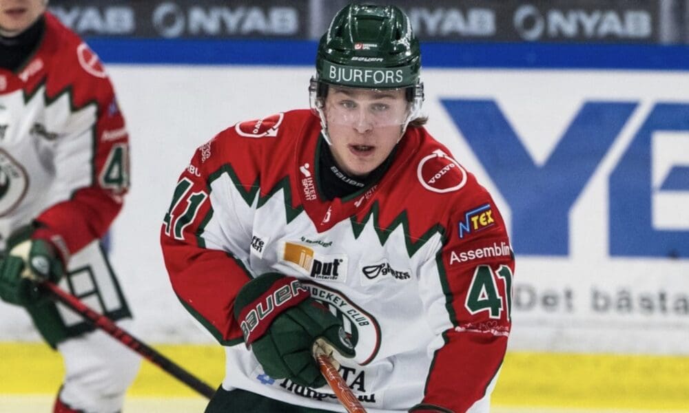 Will Sharks Trade No. 2? What They Can Learn From Recent Top-10 Pick Deals (+)
