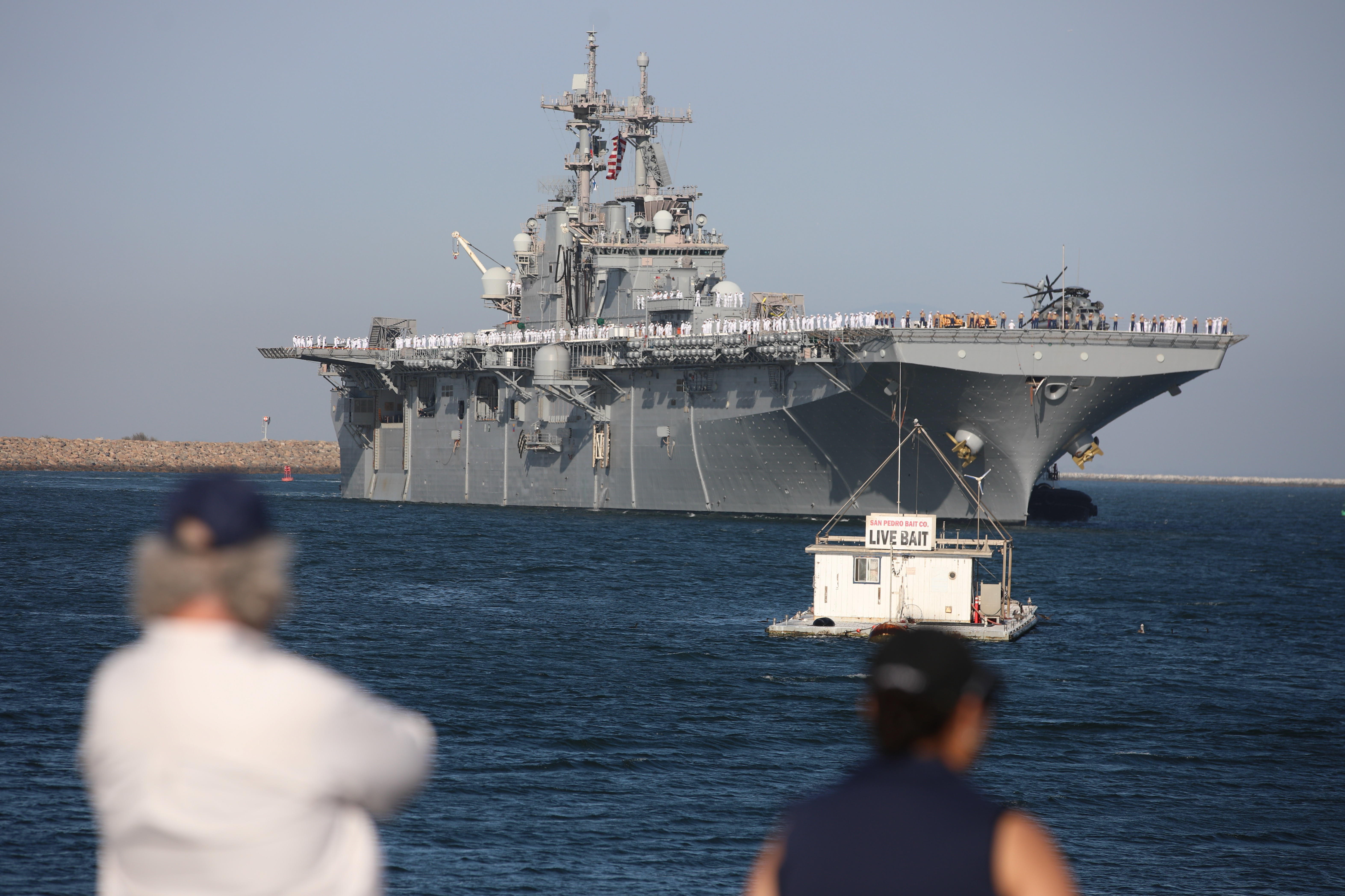 The USS Essex arrives for Fleet Week in San Pedroâs...