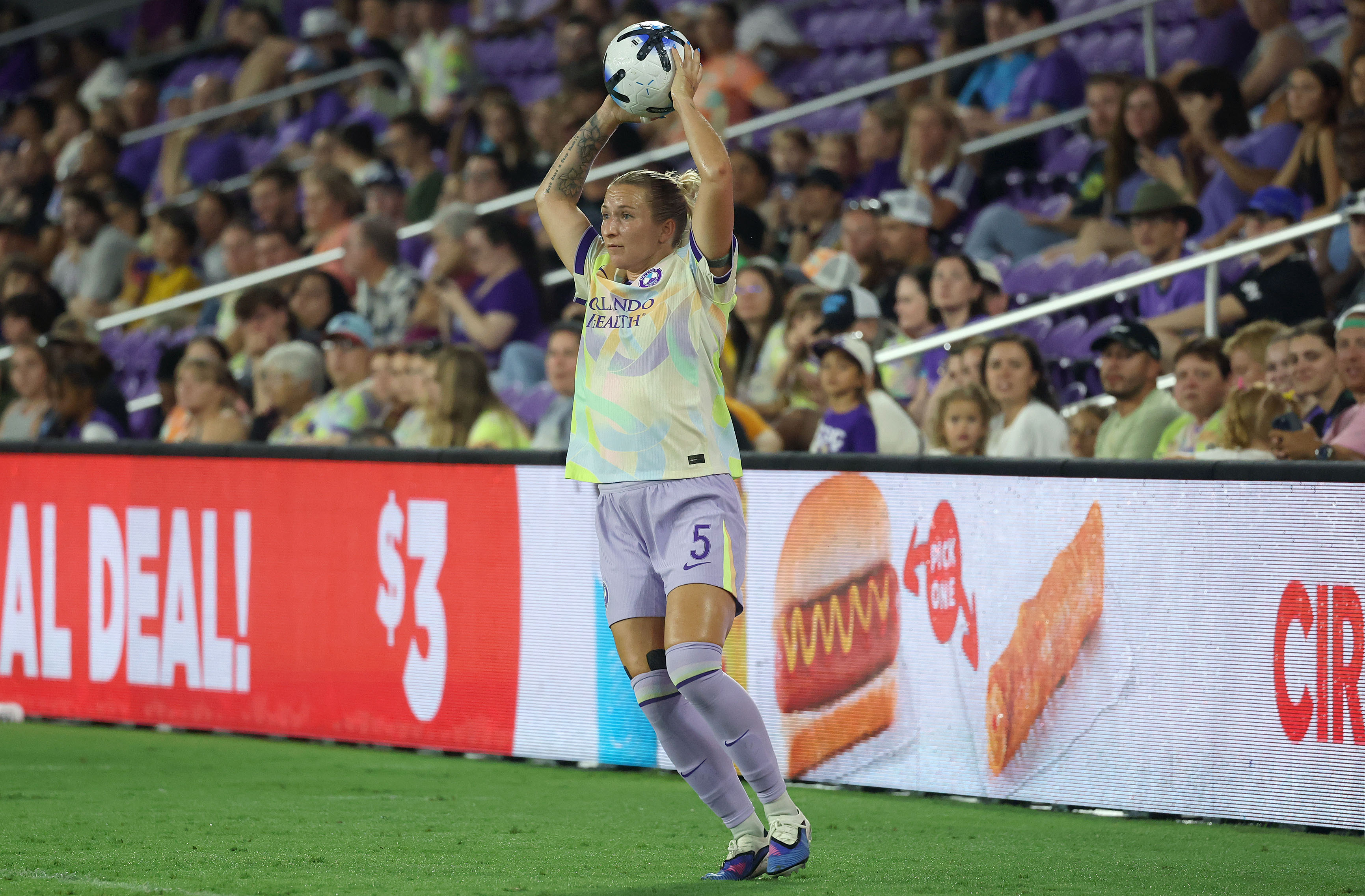 Orlando player Hailie Mace throws the ball in during the...