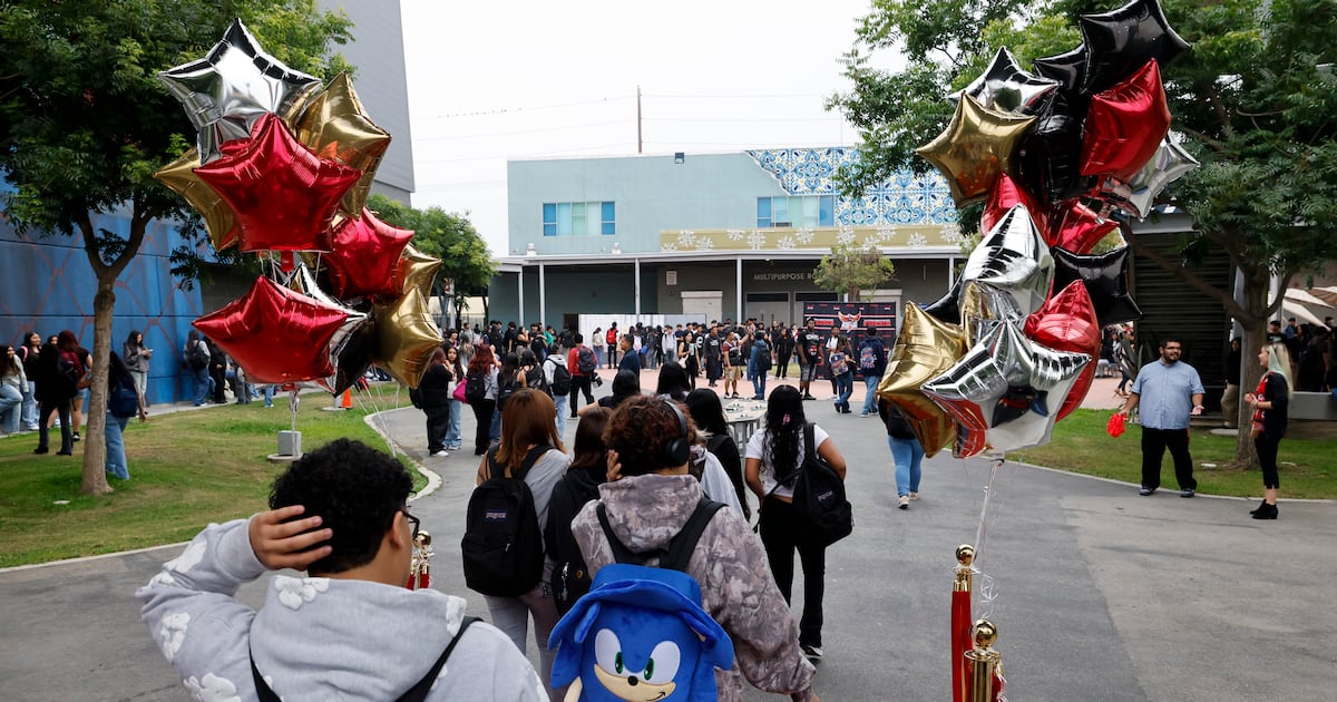 Los Angeles’ unusual experiment: Can better information about schools help parents choose?