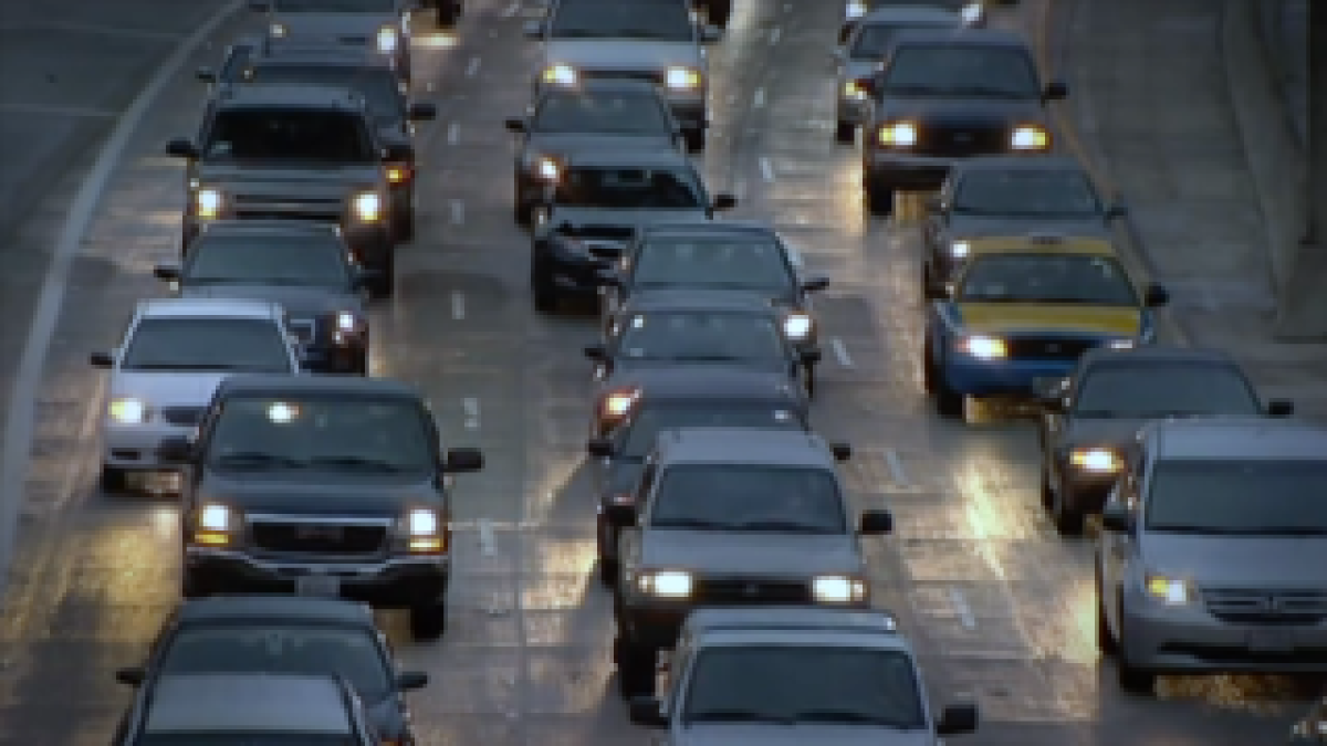 Overturned big rig blocks lanes on southbound I-5 near Mission Bay – NBC 7 San Diego