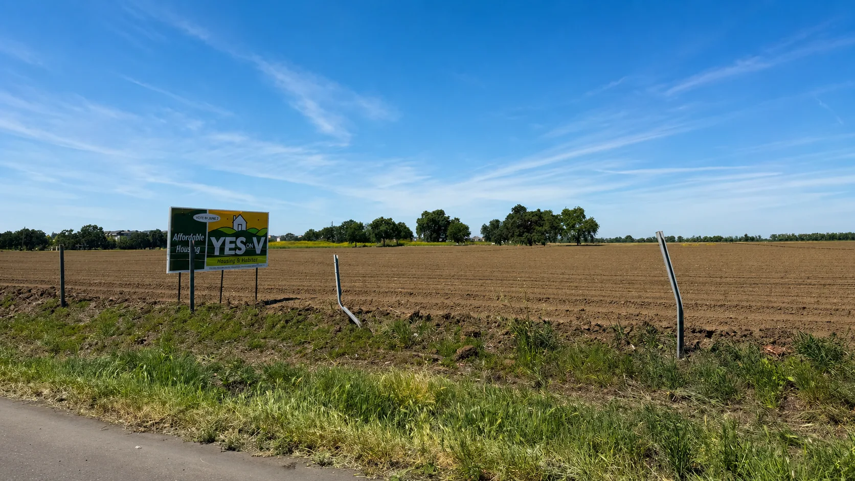 Sacramento Bee Endorses Village Farms Project as Test of Davis Housing Future