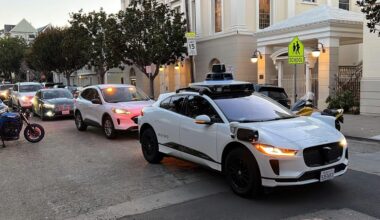 Waymo takes multi-city pause over flood concerns, halts freeway access – The Mercury News
