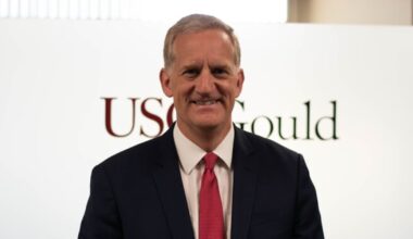 USC Provost Andrew Guzman to step down, return to Gould faculty – Annenberg Media