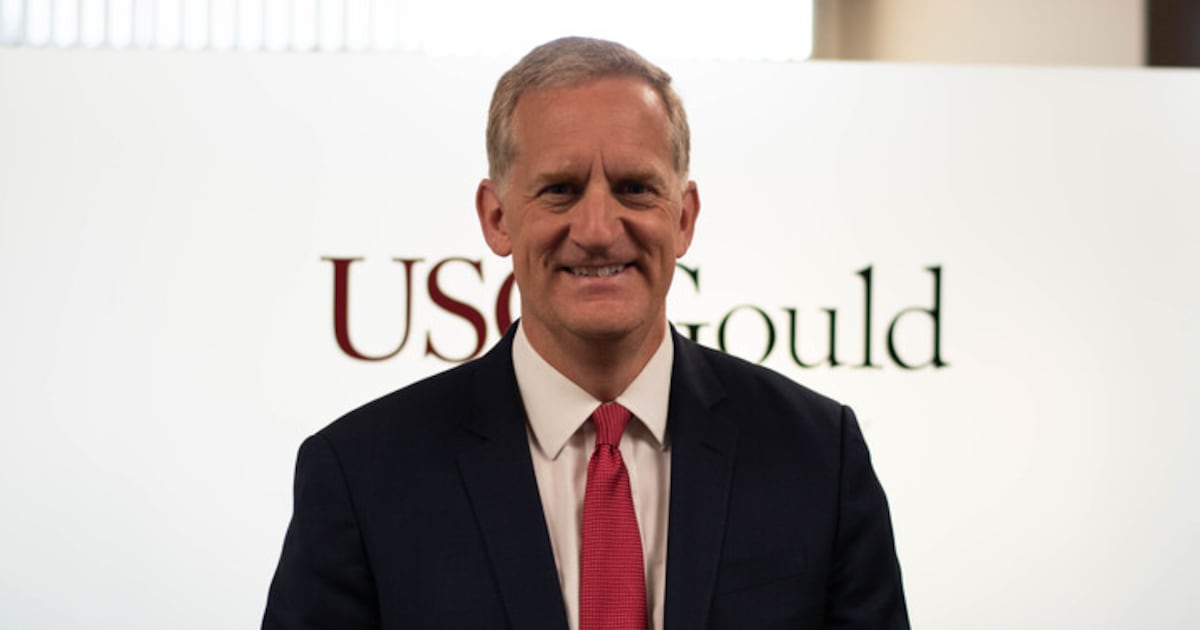 USC Provost Andrew Guzman to step down, return to Gould faculty – Annenberg Media