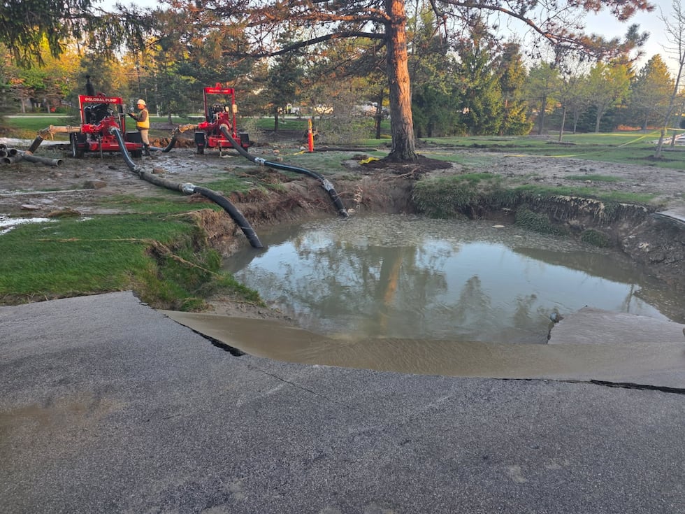 Massive water main break in Oakland County prompts state of emergency