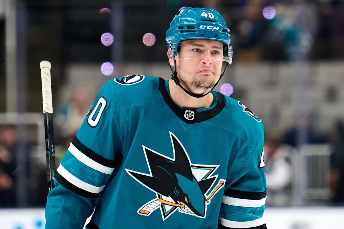 San Jose Sharks Re-Sign Barracuda Forward to One-Year Deal