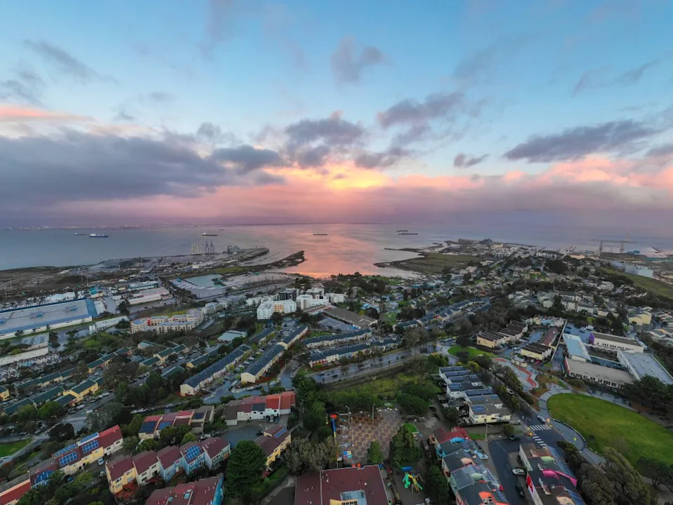 The parcel, listed as 0 Bancroft Avenue near the city’s Bayview and Hunters Point neighborhoods, is described as a “rare underwater parcel” spanning 4,996 square feet beneath the surface of the bay. DTM Media – stock.adobe.com