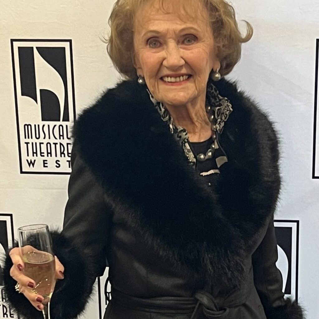 Dorothy Joan Reiner Obituary - Long Beach, CA