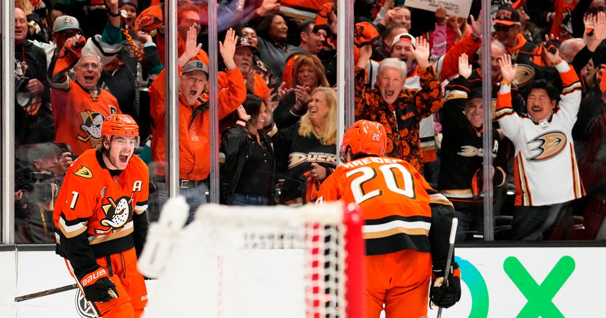 The NHL playoffs feature a bunch of new blood in the second round, from Philadelphia to Anaheim :: WRAL.com