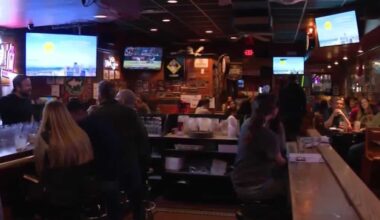 Hemingway's Cafe in Pittsburgh's Oaklands celebrates final day Sunday