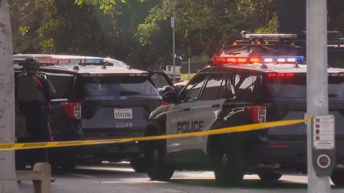 Standoff in Beverly Hills prompts heavy law enforcement presence – NBC Los Angeles