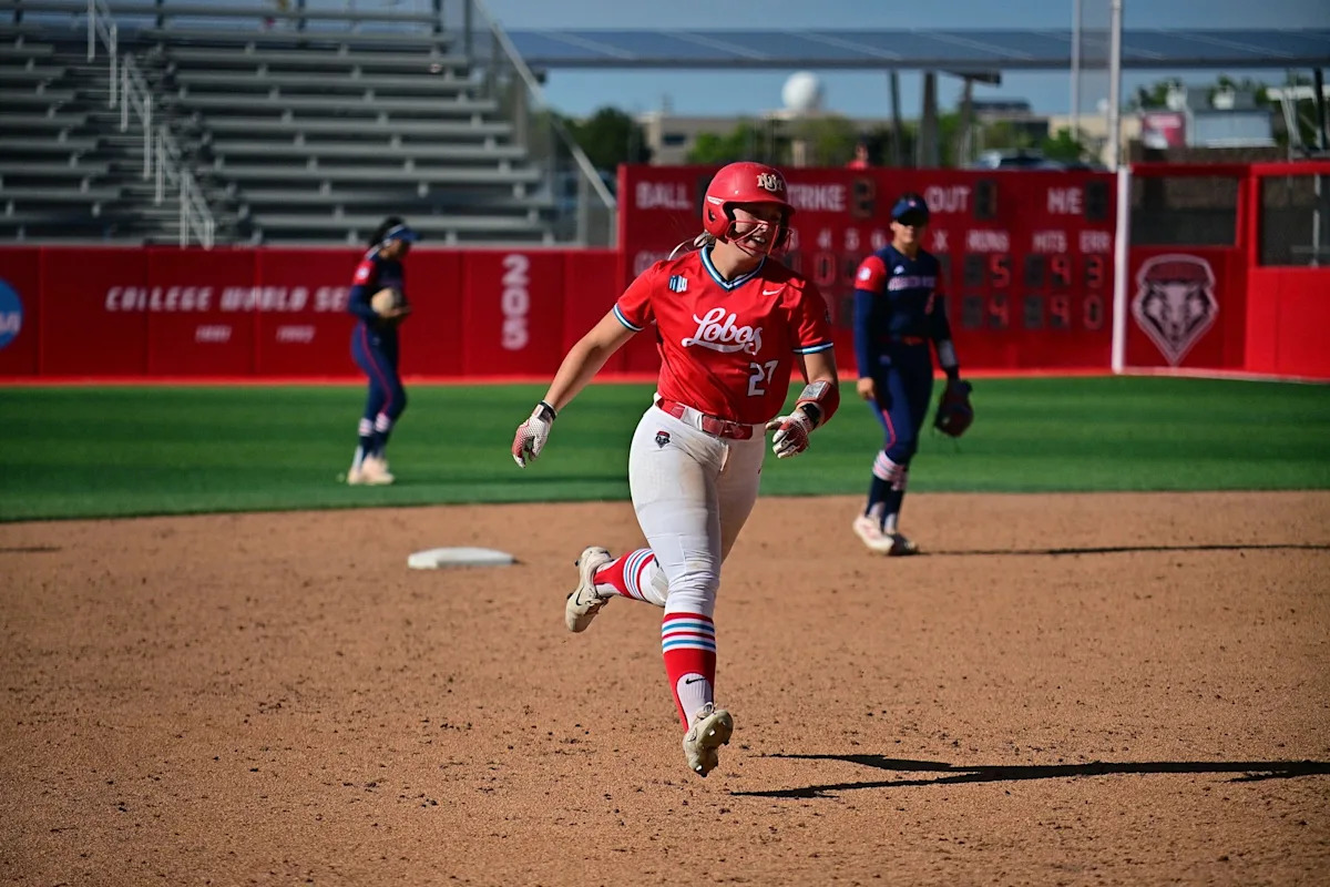 New Mexico Softball Defeats Fresno State, 7-2