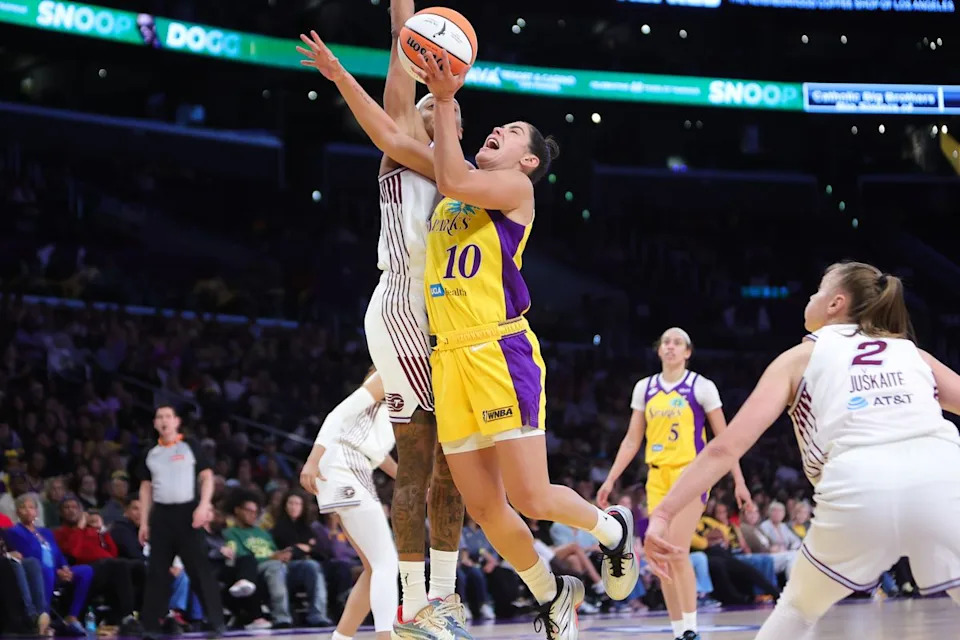 Los Angeles Sparks guard Kelsey Plum (10) attempts a lay up during a WNBA game against the Toronto Tempo on May 17, 2026 in Los Angeles, CA.