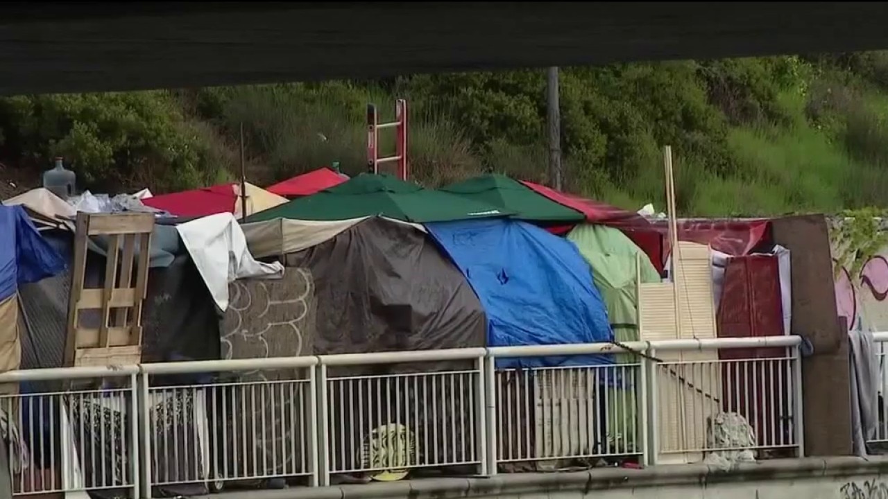 Oakland homelessness numbers drop by 20%: report 
