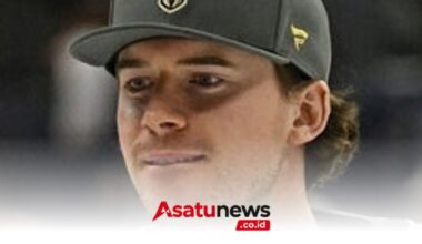 Carter Hart Starts as Vegas Faces Anaheim in Game 4