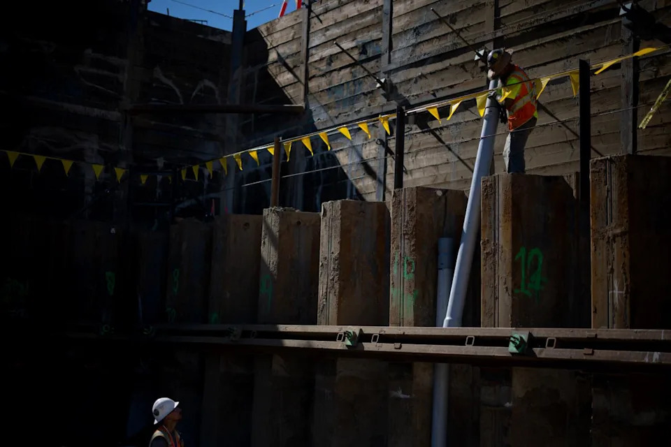 Construction continues at a Department of Water and Power wastewater treatment plant