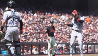 Chicago White Sox: Missed pop-ups prove costly in 10-3 loss